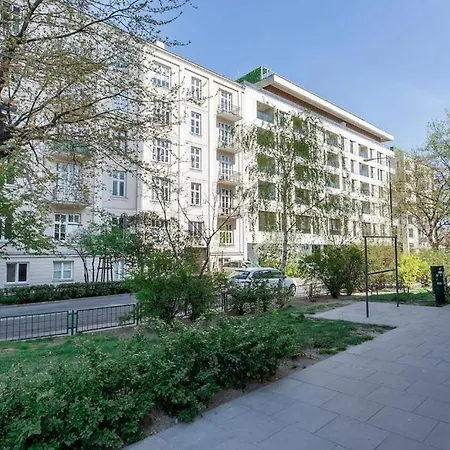 Center/golden Apartments/s20a Apartment *